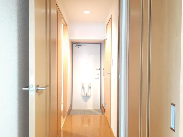 玄関はこんな感じです。