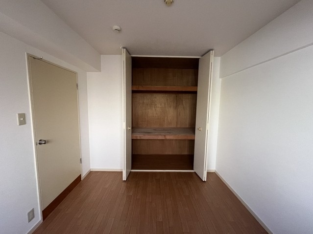 お荷物はこちらへ。