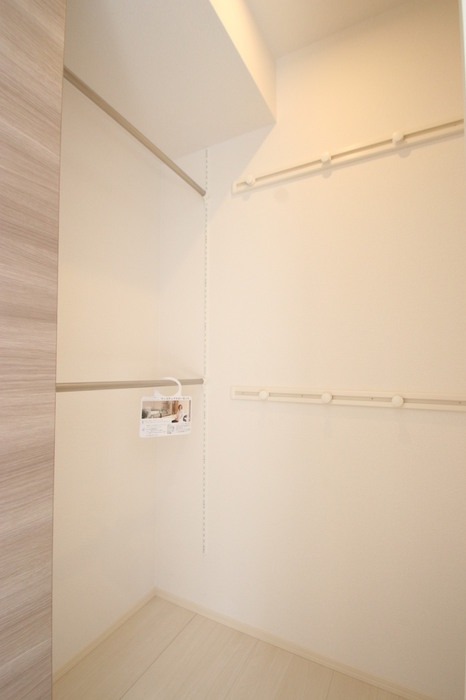 お荷物はこちらへ。