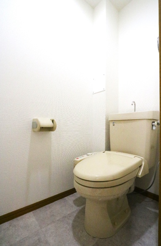 温水洗浄便座付きです