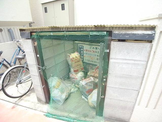 専用ゴミ置き場あります