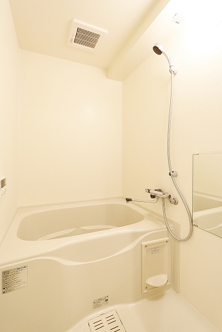 一日の疲れた体はこちらで洗い流しましょう