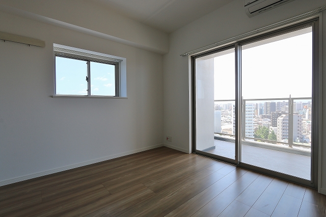 太陽の光が差し込みます