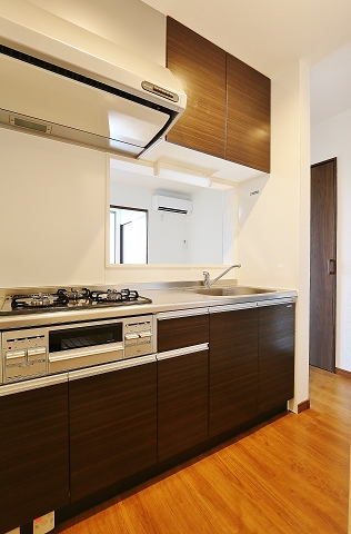 使い勝手の良さそうなキッチンです