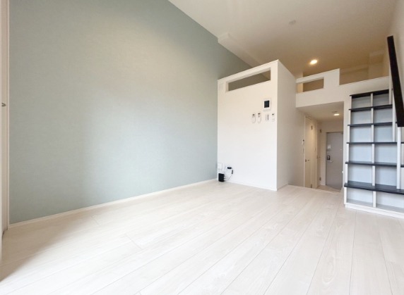 家具の配置がしやすいお部屋です