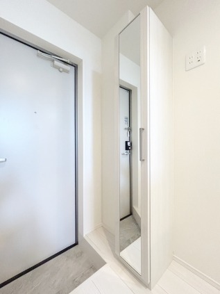 玄関はこんな感じです