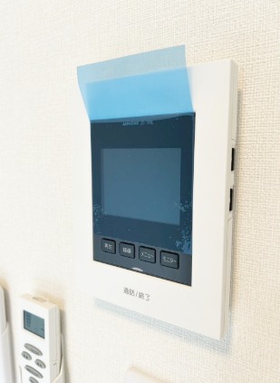 モニター付きインターホンで安心です