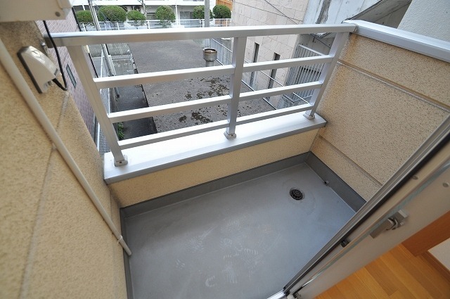 洗濯物はこちらへ