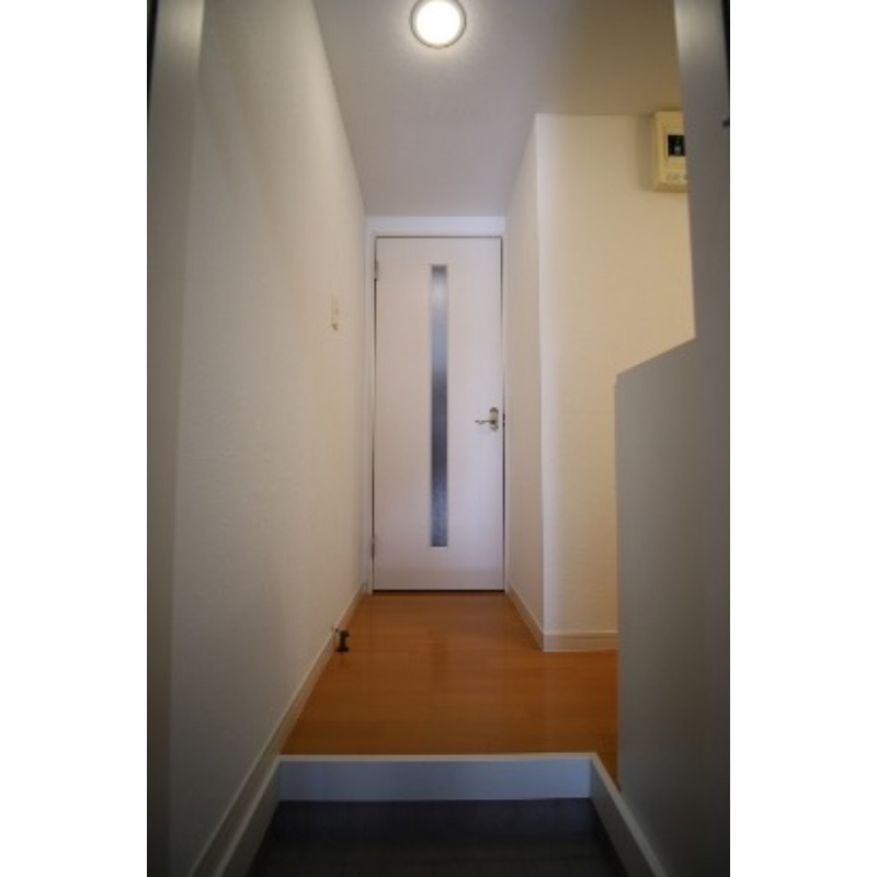 玄関はこんな感じです。