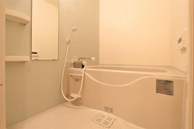 清潔感のある浴室です