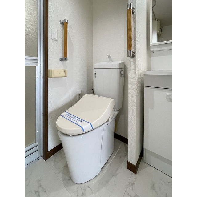 ウォシュレットついてます