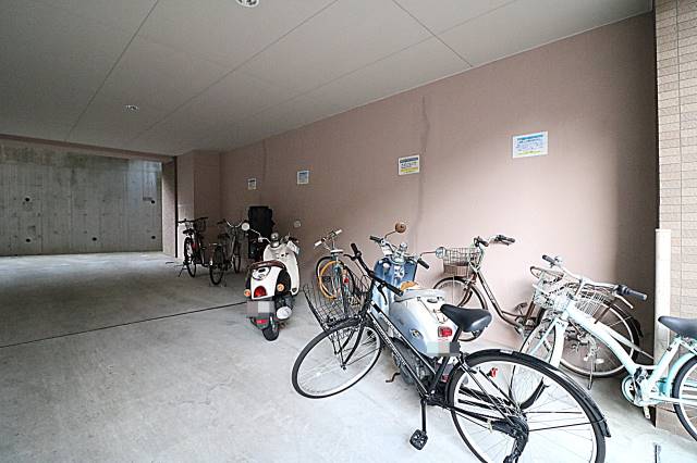 屋根付きは嬉しいですね。