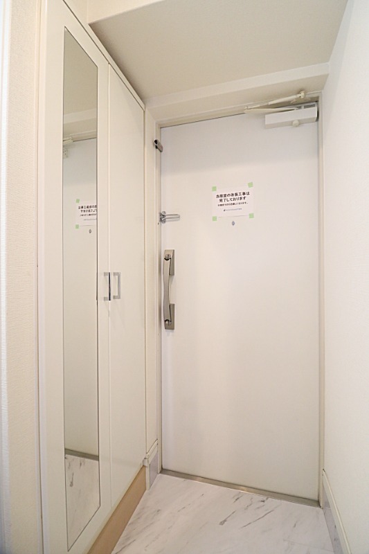 玄関も広々としています。