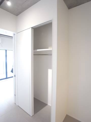 お洋服が多い方でも安心の収納力