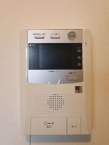 来客の確認が出来るモニタ付きです