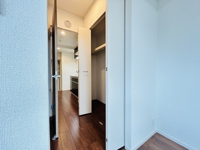 お荷物はこちらへ。