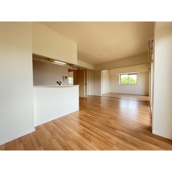 広々リビングでゆったりくつろげます