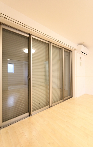 シャッター付きです