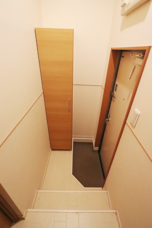 玄関はこんな感じです。