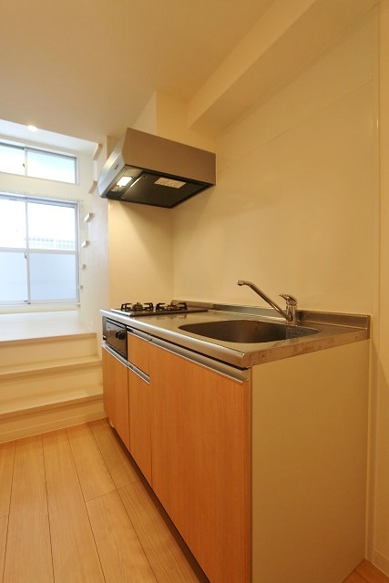 綺麗なキッチンで料理がはかどります