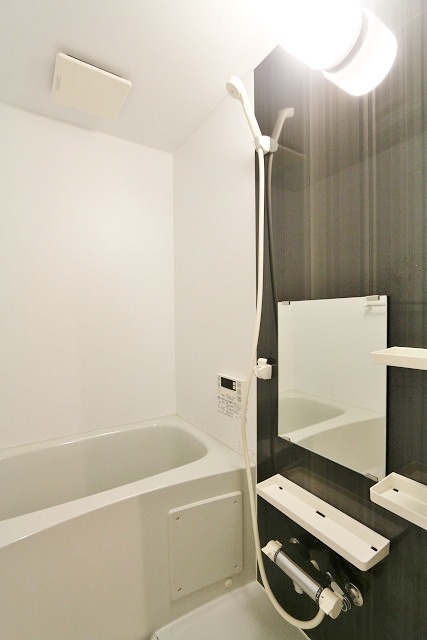 一日の汗や疲れはこちらであらいながしてください