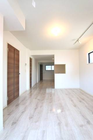 家具の配置がしやすいリビング