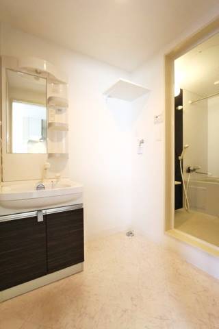 朝の身支度はこちらでどうぞ