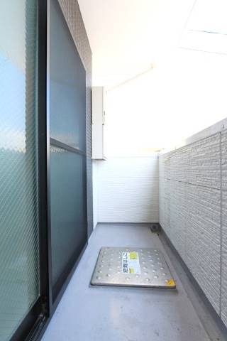 日当たりのよいバルコニーです