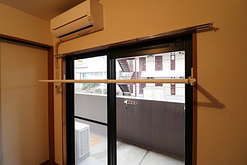 嬉しい室内物干し付きです。