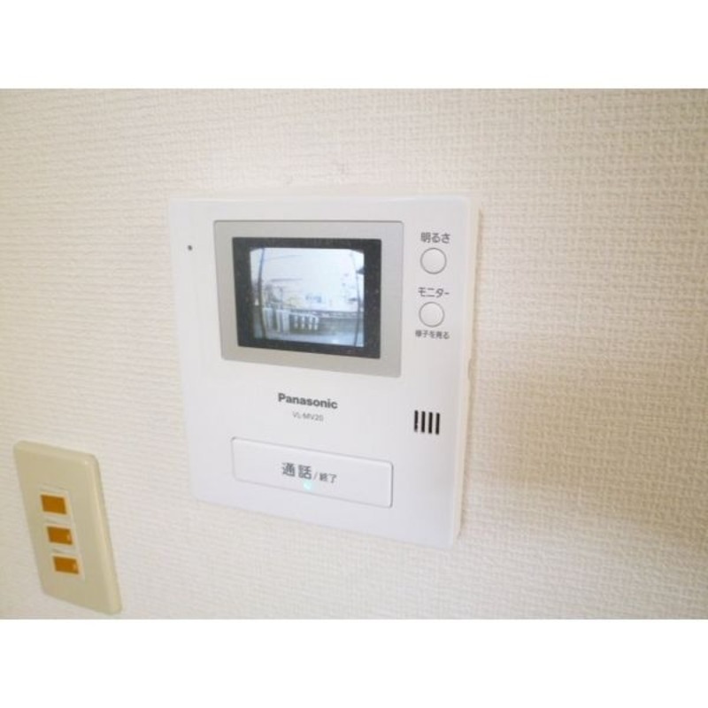 外の様子が見えて安心ですね。