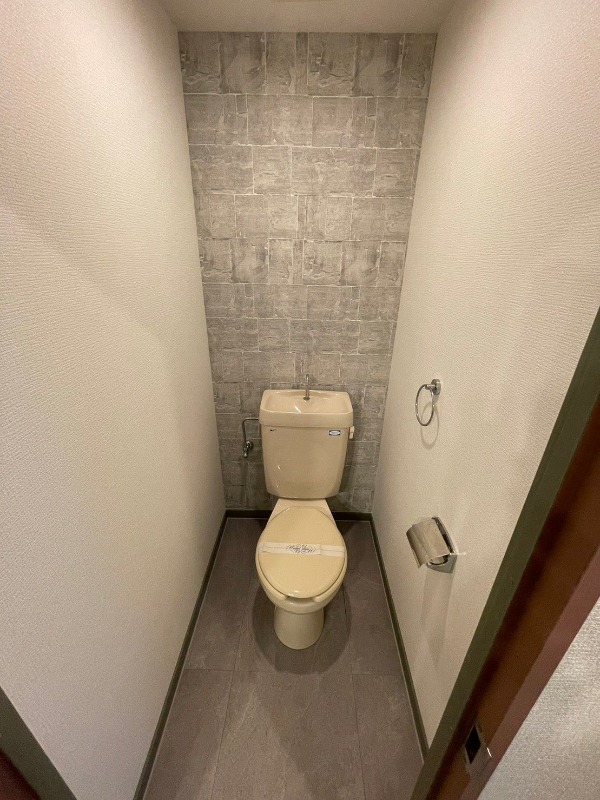 清潔感のあるトイレです