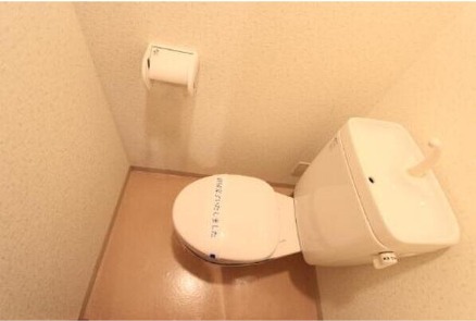 清潔感のあるトイレです