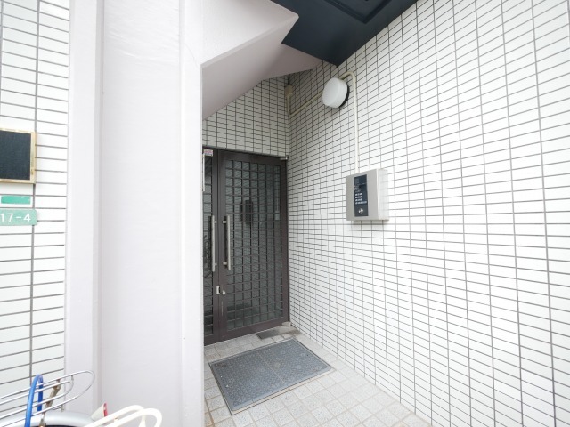 オートロック完備