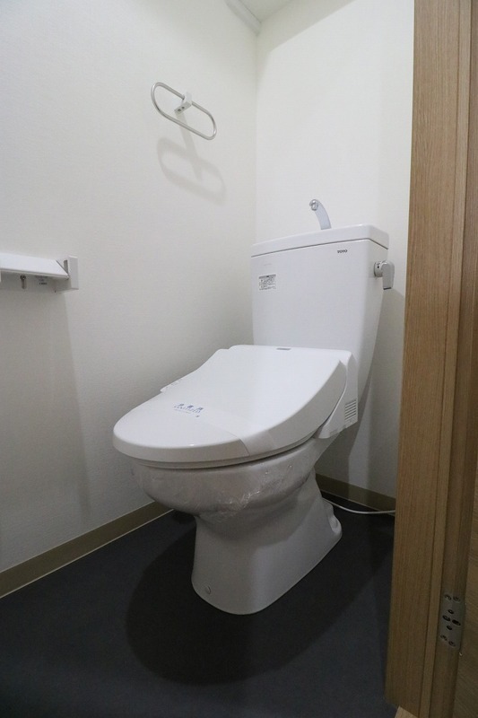 嬉しい温水洗浄便座です