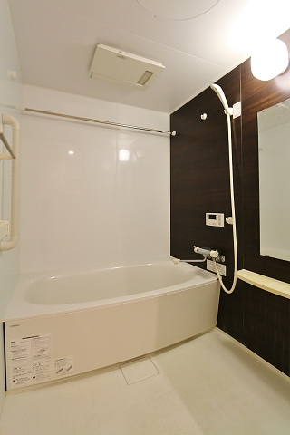 浴室乾燥機もついてますよ