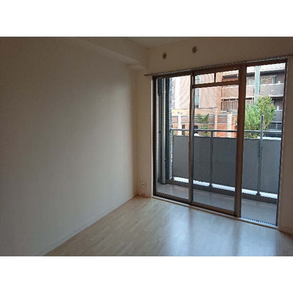 こちら寝室にいかがでしょうか