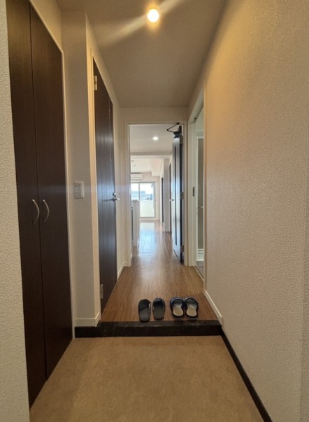 広くて明るい玄関です