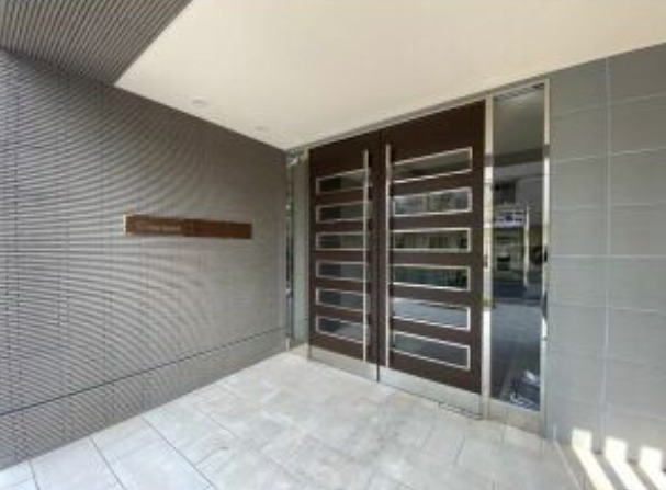 綺麗なエントランスです