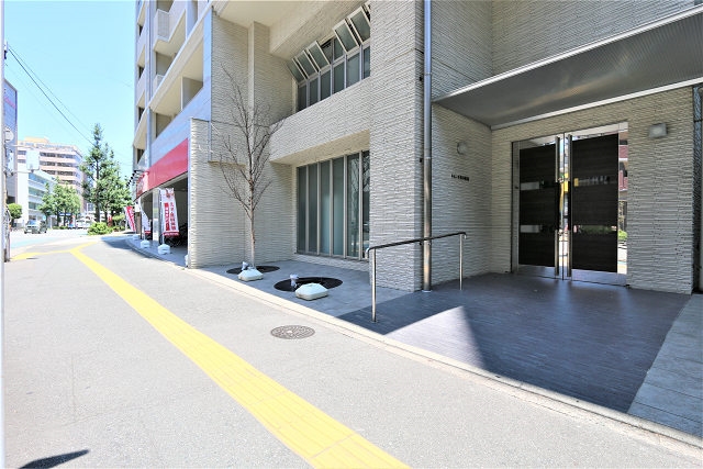 開放感のあるエントランスです