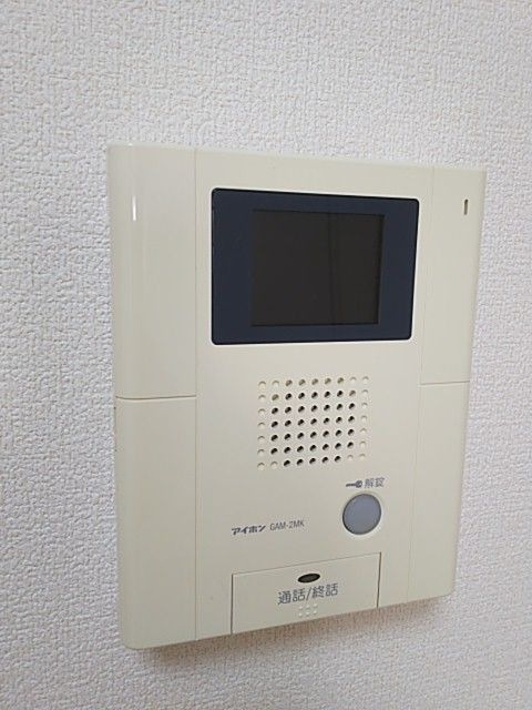 女性も安心のモニターホン