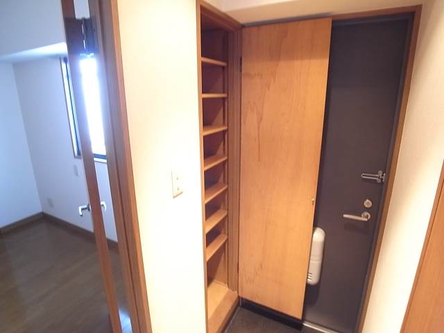 靴もたくさん入ります。