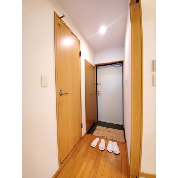 玄関はこんな感じです。