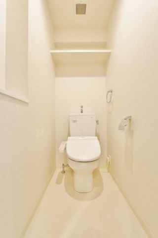 もちろんウォシュレットです