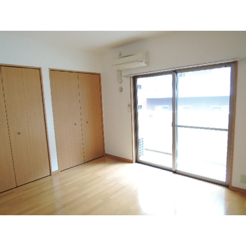 こちら寝室にいかがでしょうか