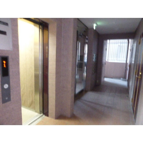 綺麗にされてあるロビーです