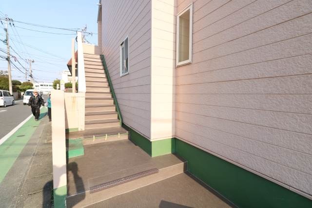 ここから2階に上がります。