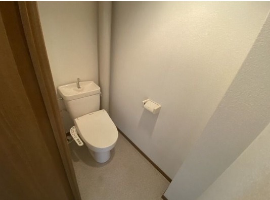 温水洗浄便座付きです