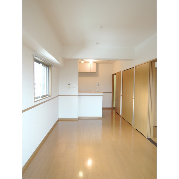 広く落ち着くリビングです