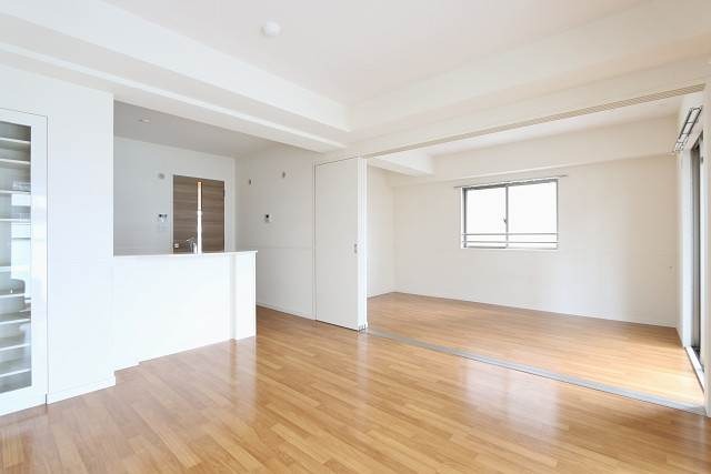 10畳以上の広々リビングですね