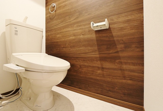 嬉しい温水洗浄便座機能付き